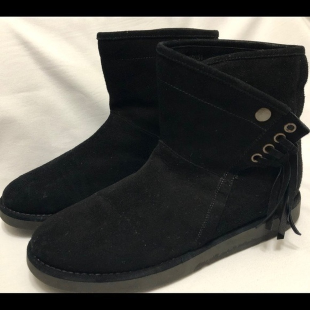 Ugg Karisa Ankle Black Booties